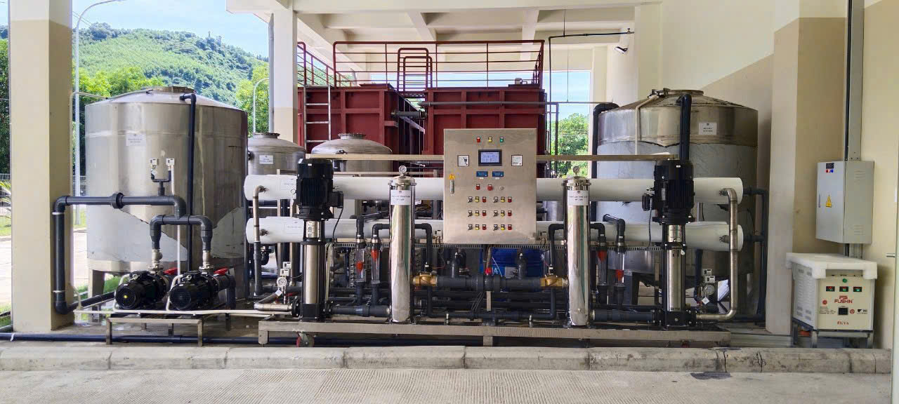 CÔNG TY TNHH AMERICA QUARTZ TECHNOLOGY