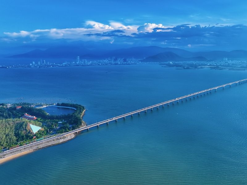 Hệ Thống RO-EDI Trong Sản Xuất Linh Kiện Điện Tử, Thiết Bị Bán Dẫn Tại Bình Định